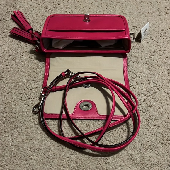 Coach crossbody/clutch NWT - Picture 3 of 5